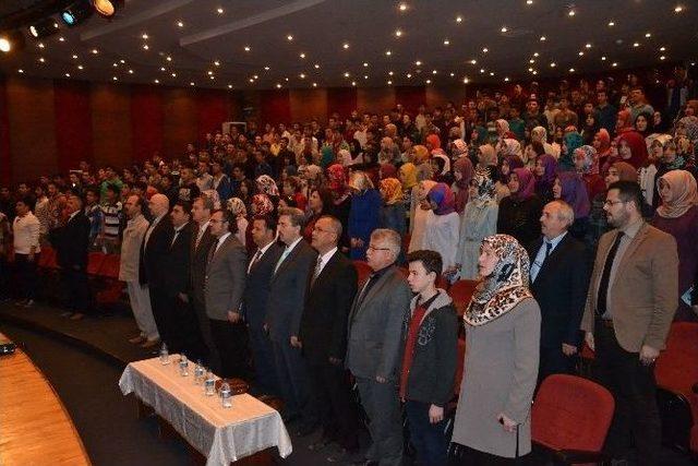 İmam Hatiplilere Sporda Ahlak Ve Kötü Alışkanlıklardan Korunma Konferansı