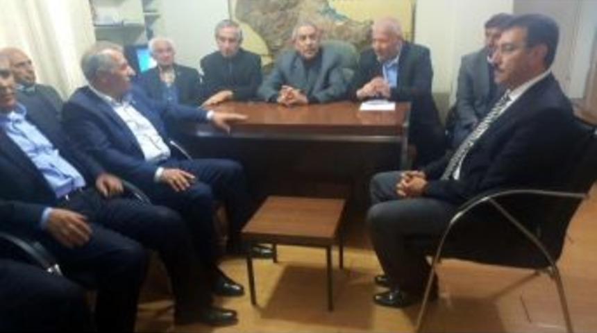 Malatyalı Ak Partili Vekillerin Teşekk&uuml;r Ziyaretleri