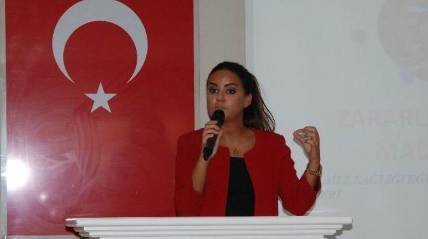 Psikolog Aslı Karasa&ccedil;: &ldquo;&ccedil;ocuklarınıza Sevgi, İlgi Ve G&uuml;ven Duygusunu Verin&rdquo;