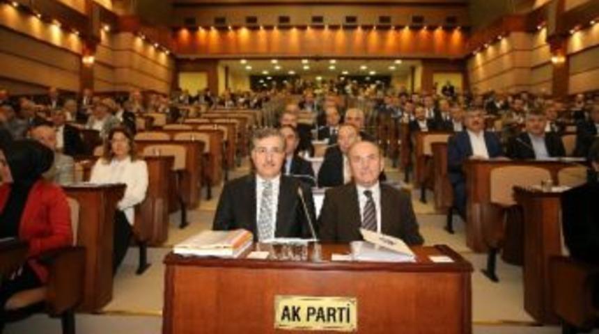 Başkan Topbaş: "3&rsquo;&uuml;nc&uuml; Havalimanı&rsquo;nın Enerjisinin Y&uuml;zde 50&rsquo;sini Katı Atık Tesisi Sağlayacak&rdquo;