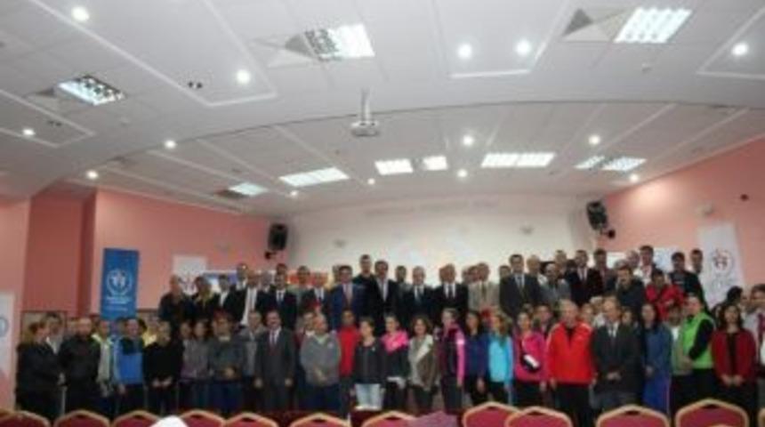 T&uuml;rkiye Şampiyonalarında Dereceye Giren Okullar &Ouml;d&uuml;llendirildi