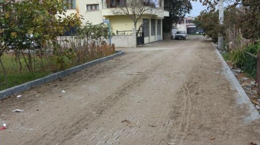 Ak&ccedil;akoca&rsquo;da Kilit Parke &Ccedil;alışmaları Tamamlandı
