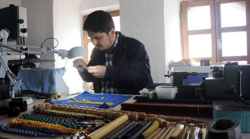 (&ouml;zel Haber) Hobisi Mesleği Oldu