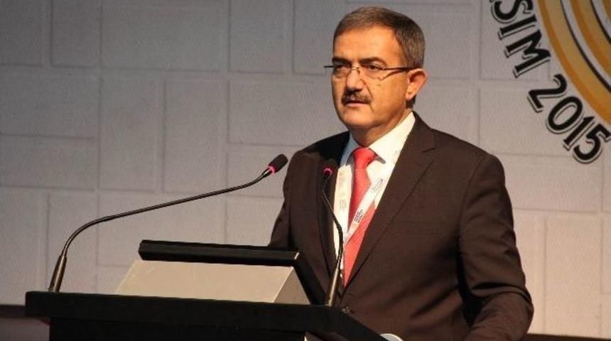 Rekt&ouml;r Adayı Şahin: "&ouml;ğretim &Uuml;yelerimizin Tevecc&uuml;hleriyle Yolumuza Devam Ediyoruz&rdquo;