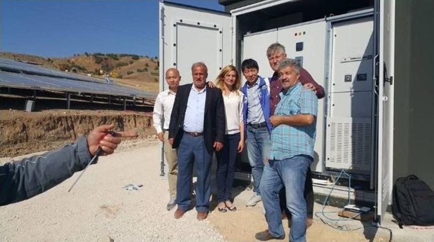 &Ccedil;orum&rsquo;da G&uuml;neş Panelleriyle Elektik &Uuml;retilmeye Başladı