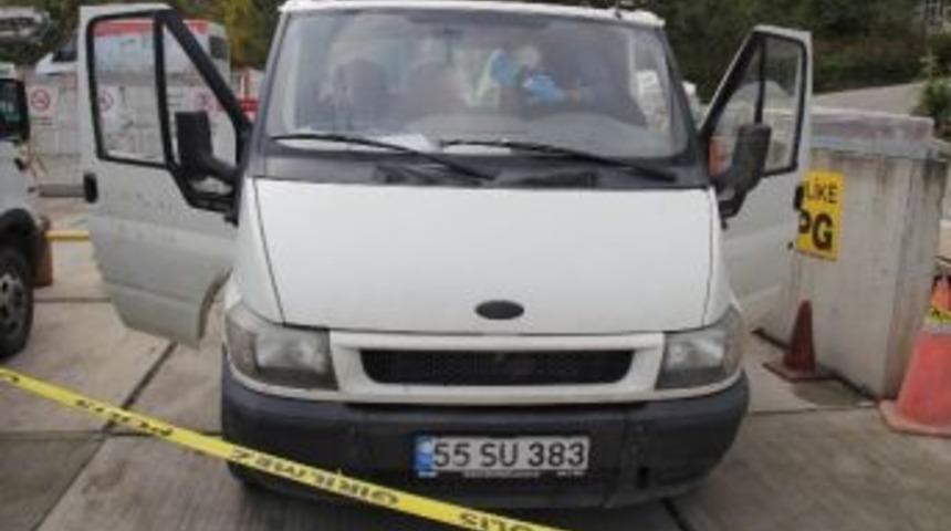 Kamyoneti &Ccedil;alan İş Yeri &Ccedil;alışanı &Ccedil;ıktı