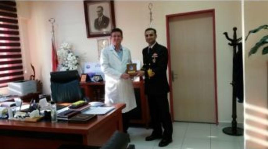 Erdek Filo Komutanından Memnuniyet Plaketi