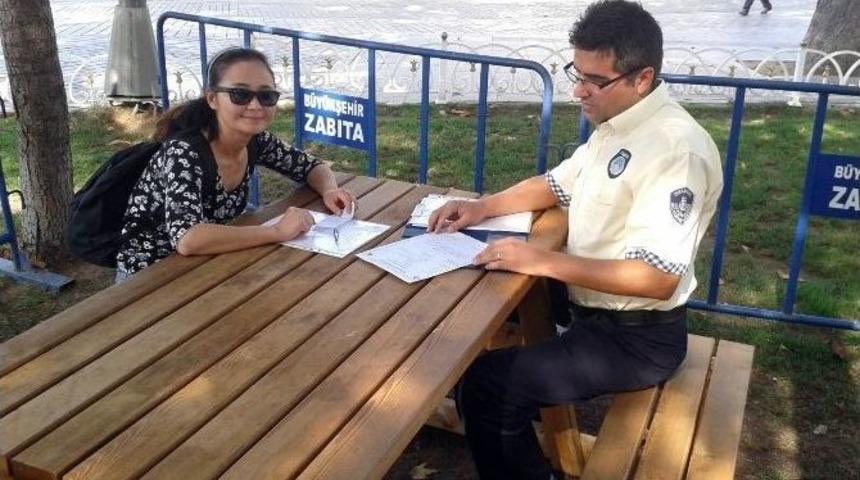 Alışveriş Mağduru Turistlerin Yardımına Zabıta Koştu