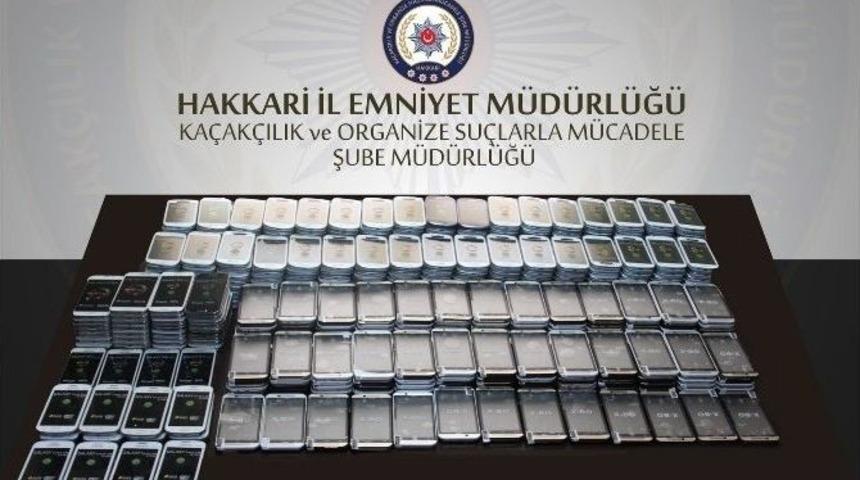 Hakkari&rsquo;de 501 Adet Akıllı Cep Telefonu Ele Ge&ccedil;irildi