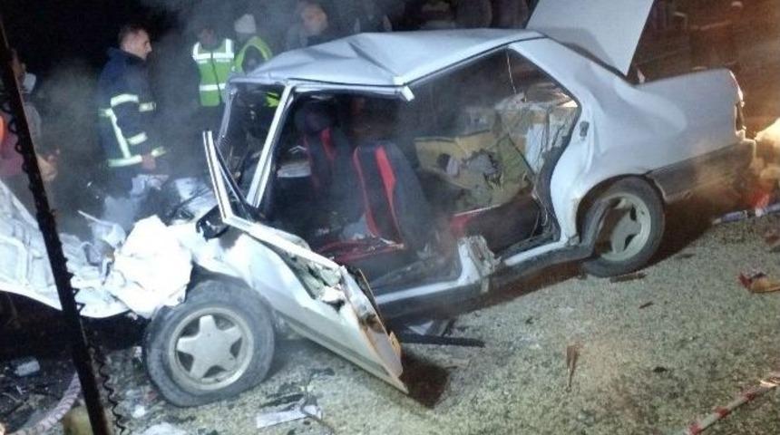 Kırkağa&ccedil; Boğazında Kaza: 1 &Ouml;l&uuml;, 1 Yaralı