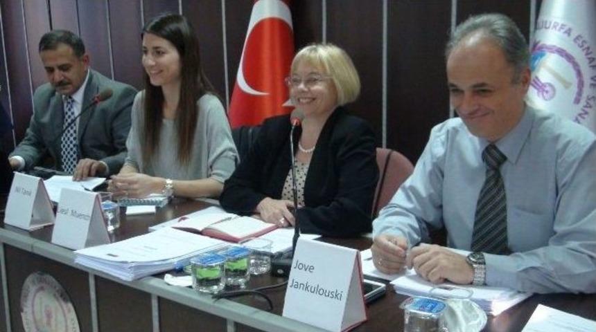 Esnaflara Uyum Ve Yetenek Semineri