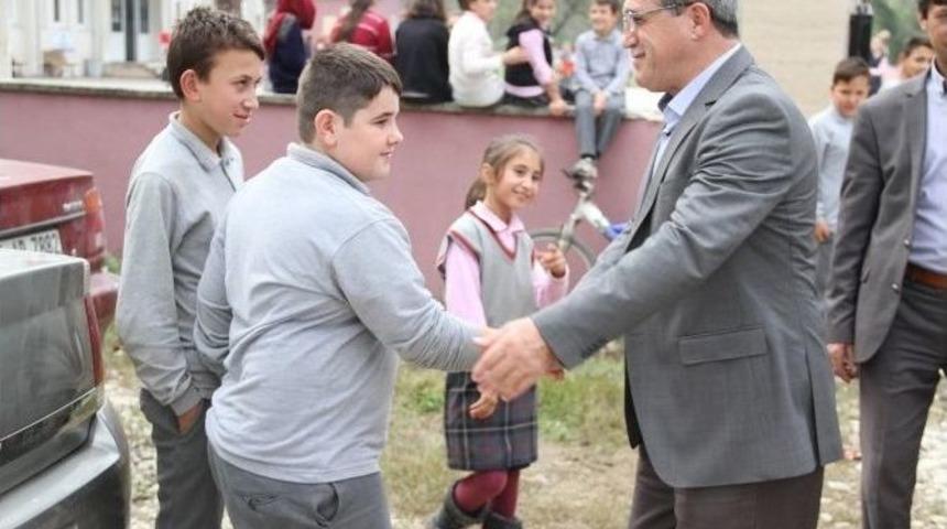 Başkan Akcan&rsquo;dan Kabakulak İlk&ouml;ğretime Ziyaret