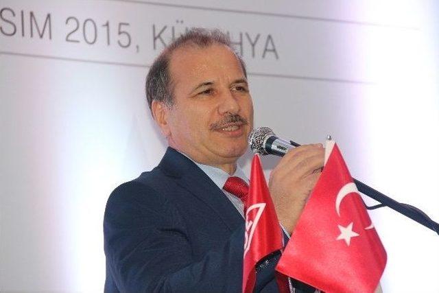 Ng Kütahya Seramik’e ’tse Çift Yıldız’ Belgesi