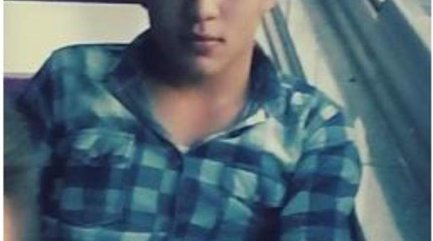 Pancar S&ouml;k&uuml;m Makinesine Sıkışan Gen&ccedil; Hayatını Kaybetti