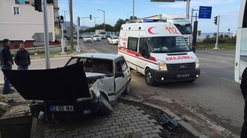 Fatsa&rsquo;da Trafik Kazası: 1 Yaralı
