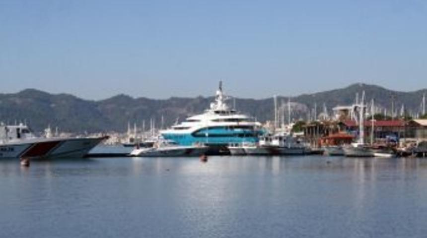 Hindistan&rsquo;ın En Zengin Adamının S&uuml;per Yatı Marmaris&rsquo;e Demirledi