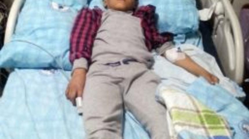 8 Yaşındaki &Ccedil;ocuğun &Uuml;zerinden Trakt&ouml;r Ge&ccedil;ti