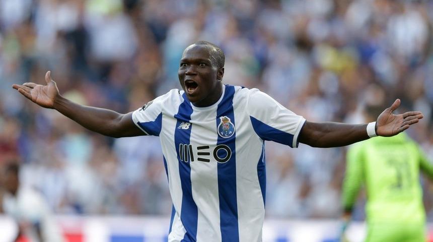 Sevilla Aboubakar'ı kadrosuna katmak istediğini doğruladı!