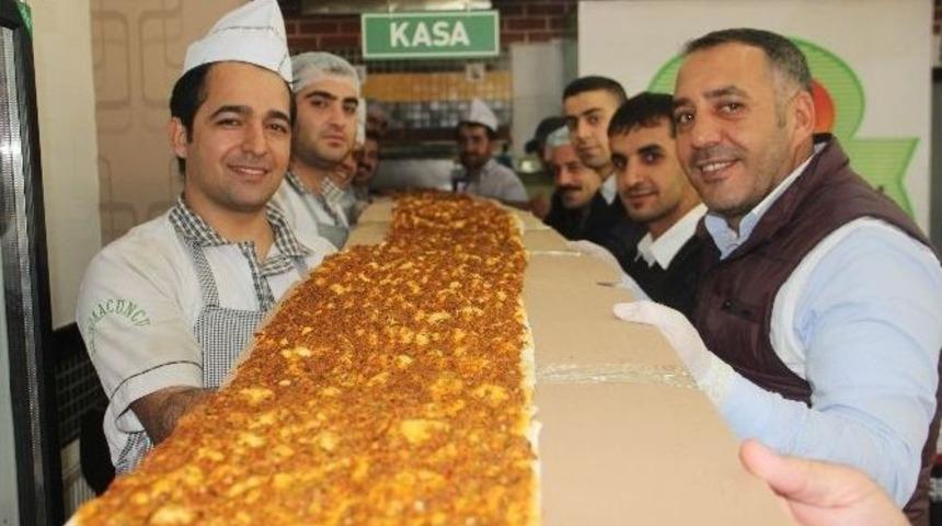 Elazığ&rsquo;dan Guinness&rsquo;e Aday Lahmacun