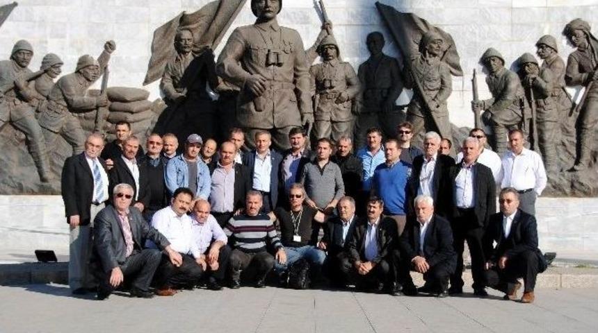 Gen&ccedil;&rsquo;ten Muhtarlara &Ccedil;anakkale Gezisi
