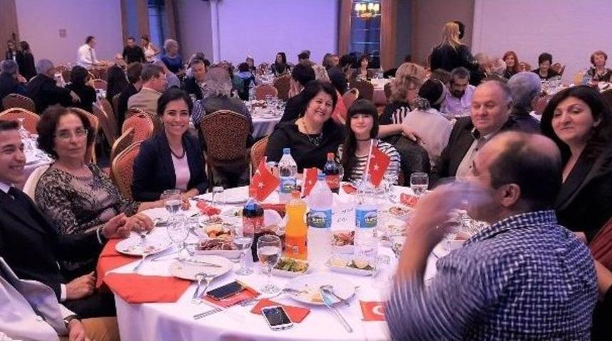 Neşe-i Muhabbet Yine Y&uuml;zleri G&uuml;ld&uuml;rd&uuml;