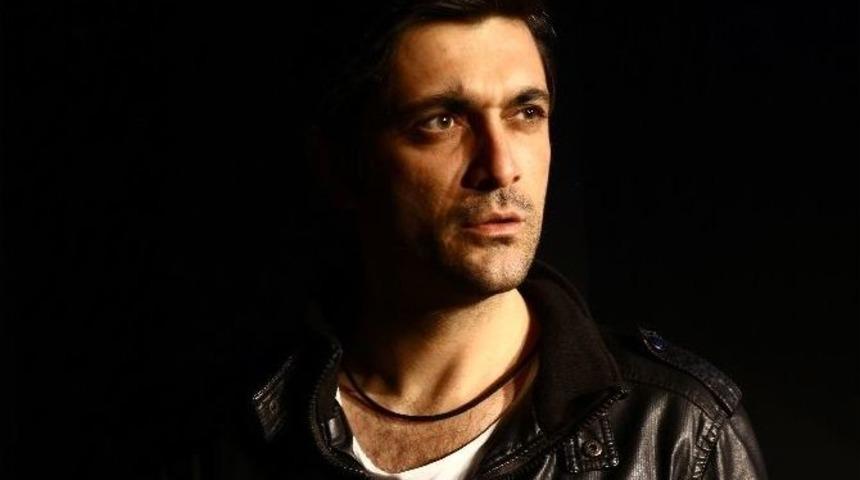 &lsquo;&rsquo;u&ccedil;urtmanın Kuyruğu&rsquo;&rsquo; İstanbul İzleyicisiyle Buluşuyor