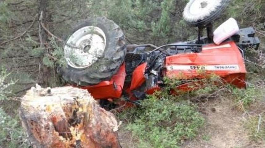 Bilecik&rsquo;te Trakt&ouml;r Devrildi: 1 &Ouml;l&uuml;