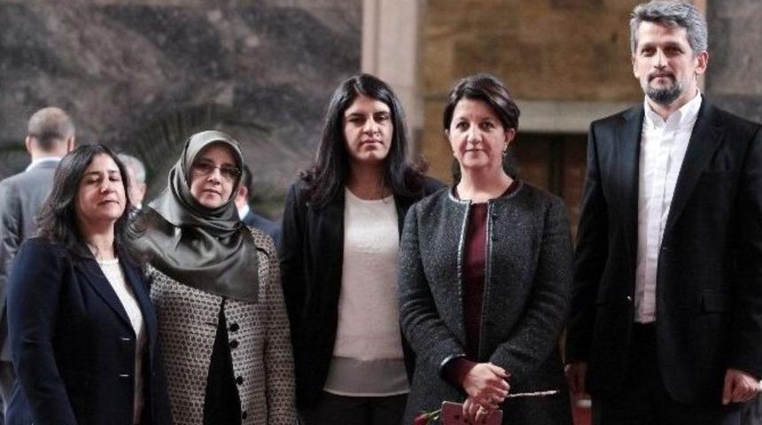 &Ouml;calan Meclise Kaydını Yaptırdı