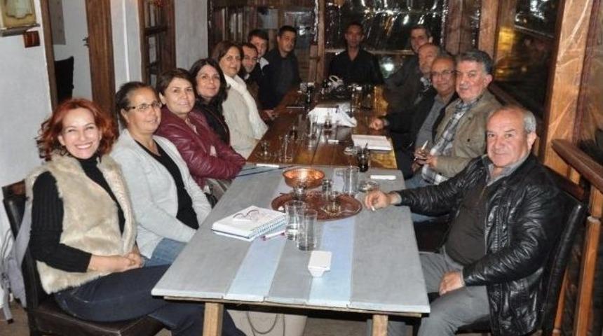 Tarihi Birgi İ&ccedil;in G&ouml;n&uuml;ll&uuml; Oldular