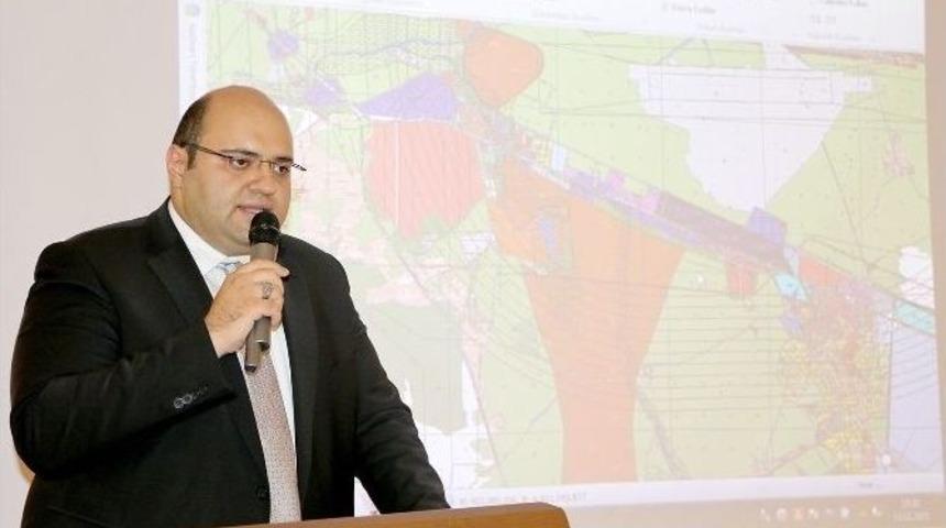 Başkan Orhan&rsquo;dan Şehircilik Dersi