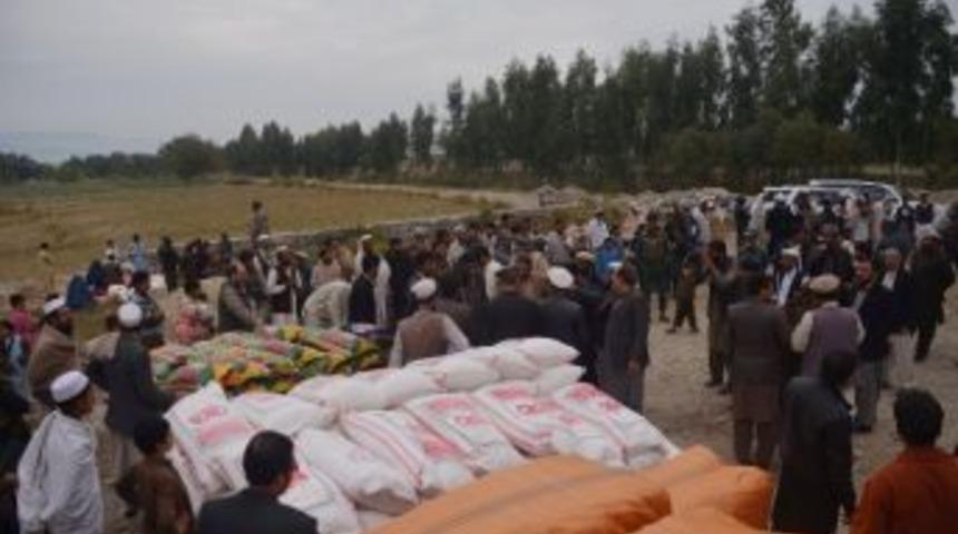 Afganistan&rsquo;daki Depremzedelere Tika Yardım Elini Uzattı