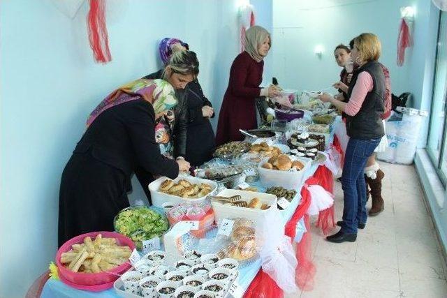 Bez Torba İçin Kermes Düzenlendi