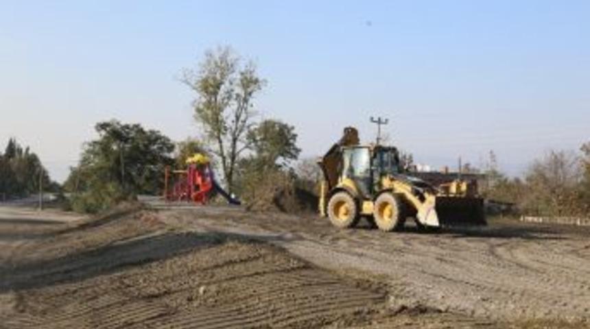 Sapanca Belediyesi &Ccedil;ok Ama&ccedil;lı Spor Tesisi &Ccedil;alışmalarına Başladı
