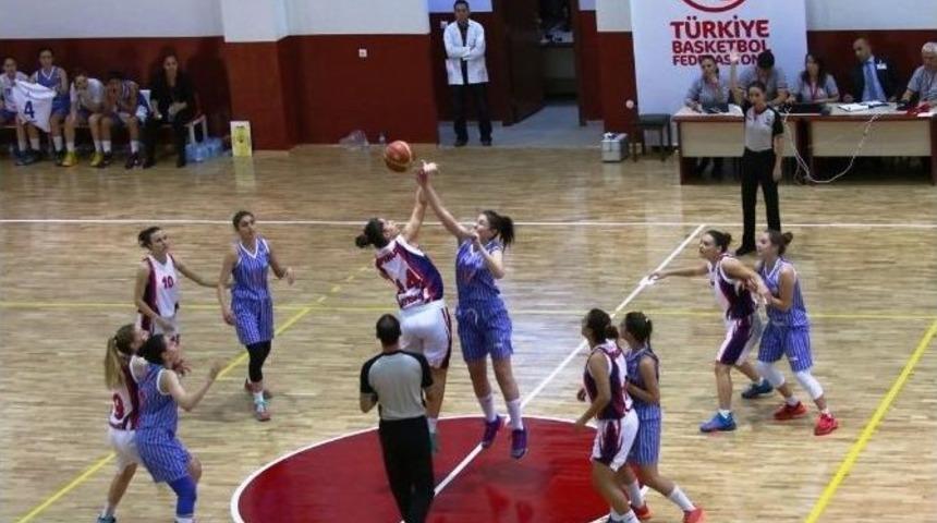 Bayraklı Belediyesi 2&rsquo;de 2 Yaptı