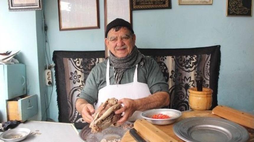 Kilis&rsquo;te Kelle Pa&ccedil;a Geleneği S&uuml;r&uuml;yor