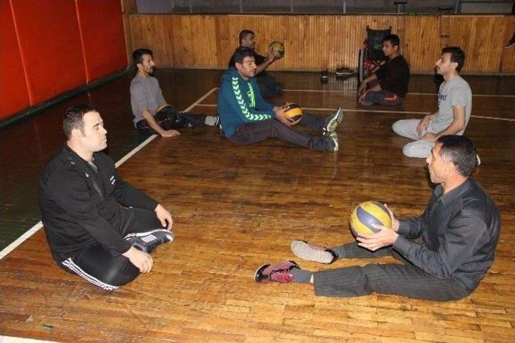 Emanet Formalarla Türkiye 6’ncısı Olan Engelli Kulübü, Yeni Turnuvaya Günlük Kıyafetlerle Hazırlanıyor G1