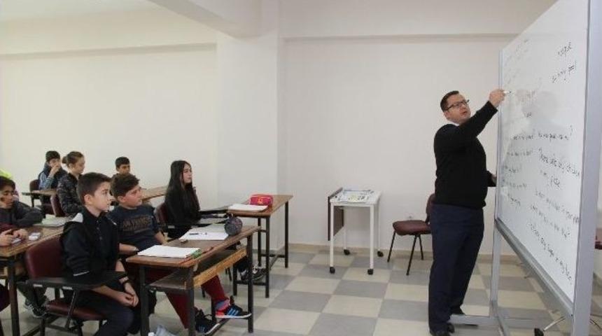 Buca&rsquo;da İngilizce Kursları Devam Ediyor