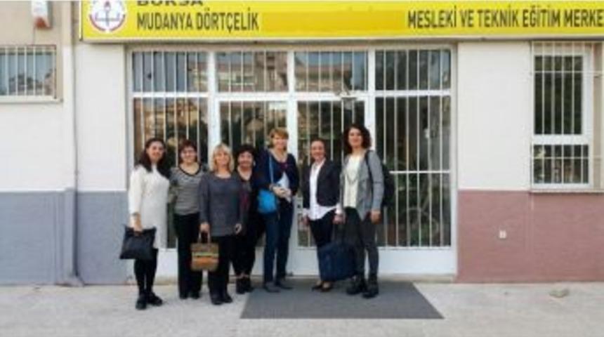 Osmanlı Kıyafetleri Slovakya&rsquo;ya Tanıtılacak