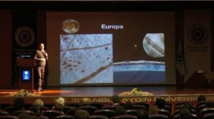 Nasa&rsquo;lı Asrofizik&ccedil;i İa&uuml;&rsquo;de