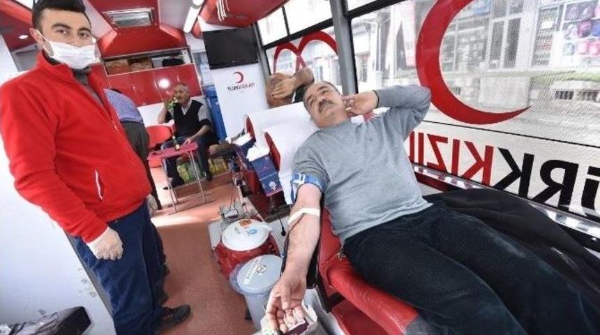 Ahlat&rsquo;ta Kan Bağışı Kampanyası