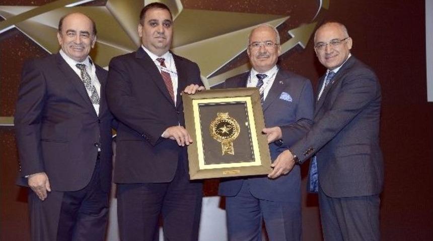 Tarsus Belediyesi Mükemmellik Elçiliği Ödülünü Aldı