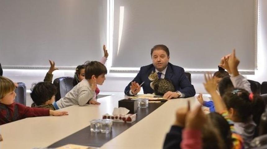 Başkan Ali Kılı&ccedil; Minik Dostlarını &ldquo;nazlı&rdquo;yla Ağırladı