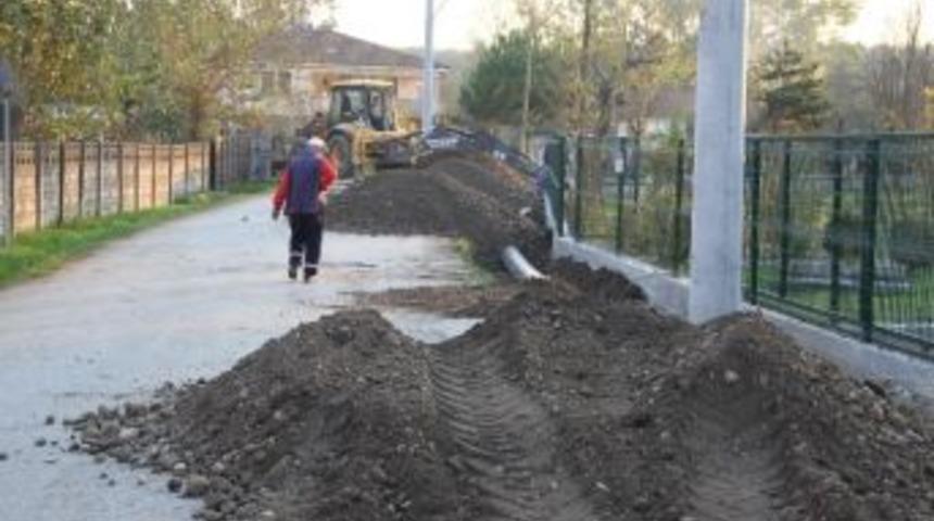 Akyazı Belediyesi Alt Yapıyı Güçlendiriliyor