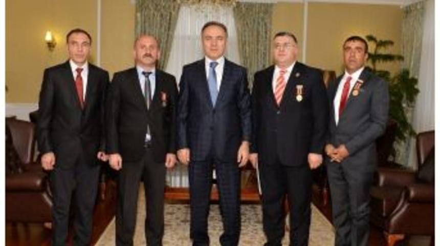 Şehit Ve Gaziler Derneğinden Vali Altıparmak&rsquo;a Ziyaret