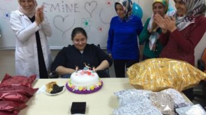 Pursaklarlı Hanımlardan Sosyal Sorumluluk Projesi