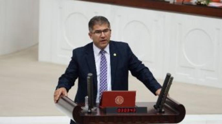 Ak Parti Muğla Milletvekili Nihat &Ouml;zt&uuml;rk Yemin Ederek G&ouml;revine Başladı