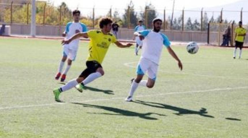 Erganispor &Ccedil;ermikspor&rsquo;u Gol Yağmuruna Tuttu