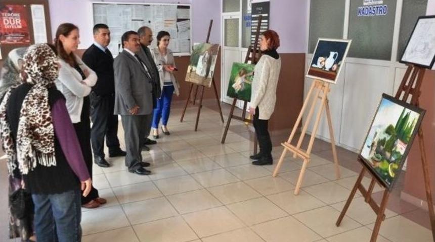 Hastalığını Resim Yaparak Tedavi Etti