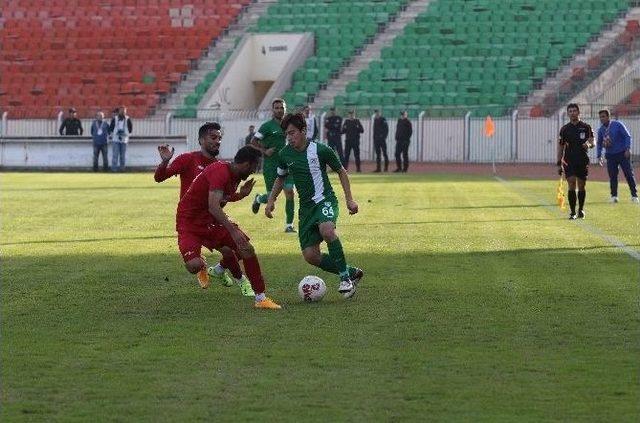 Manisa Büyükşehir Belediyespor’un Yüzü Gülmüyor