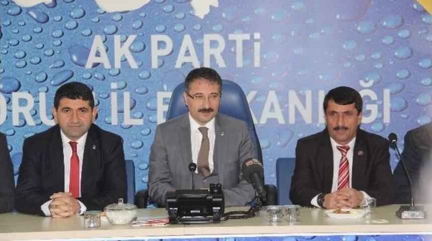 Muhtarlar&rsquo;dan Ak Parti&rsquo;ye Ziyaret